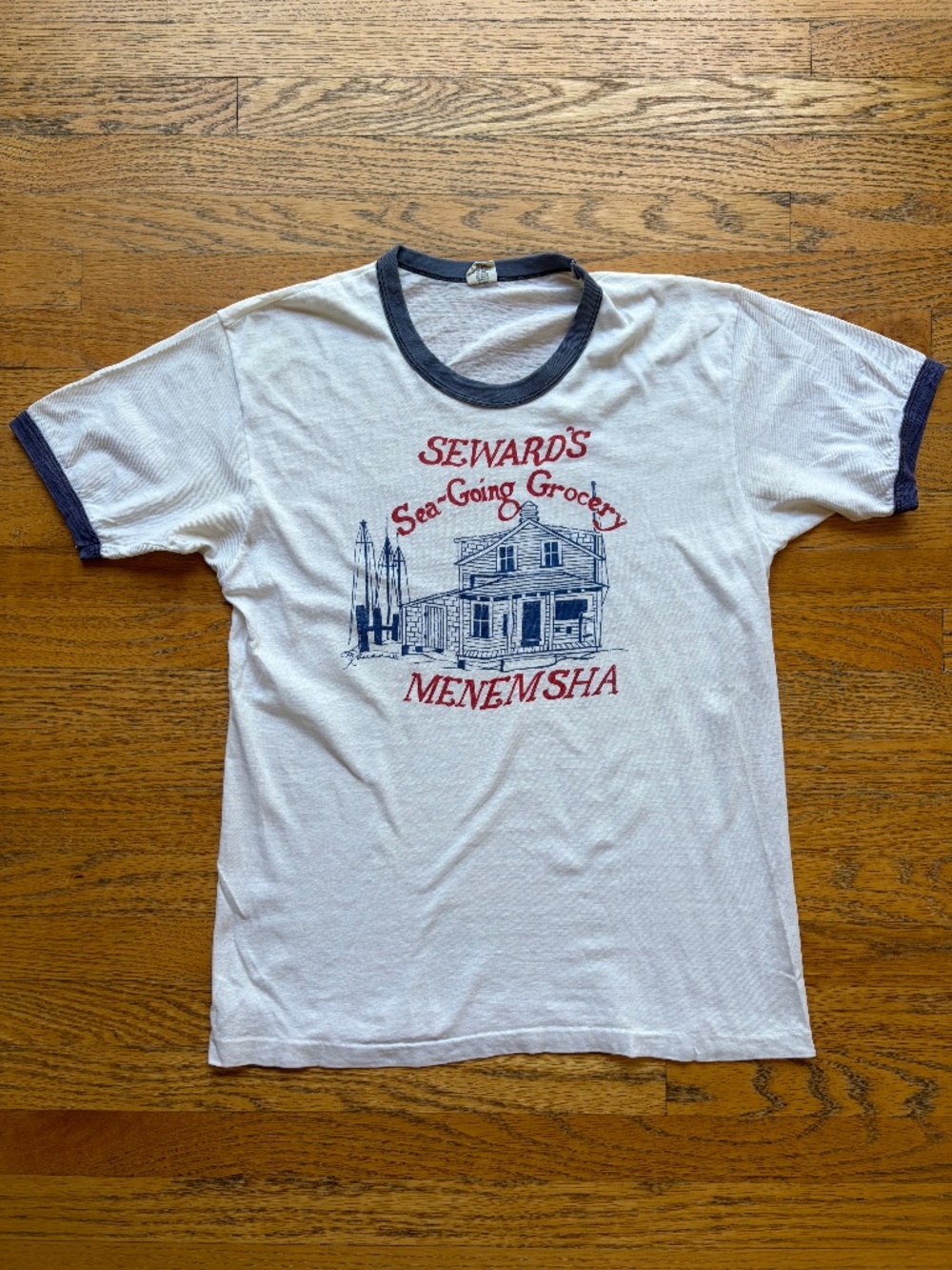 MENEMSHA VINTAGE T SHIRT